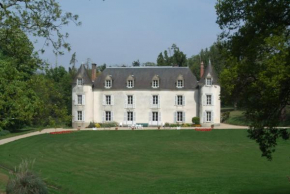 Гостиница Château de La Ville-Huë  Ге